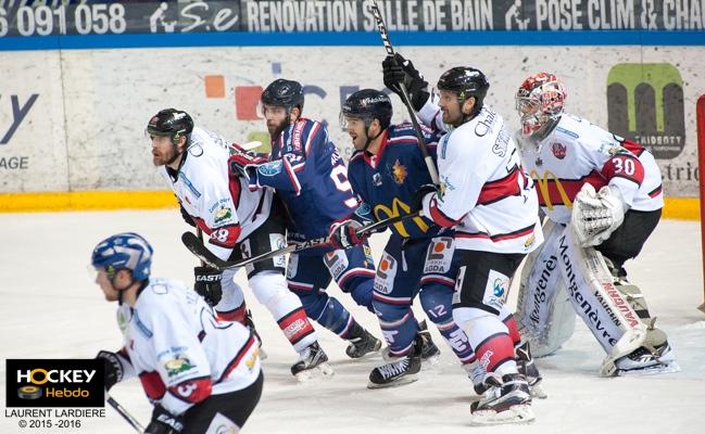 Grenoble  7 - 1 Briançon 