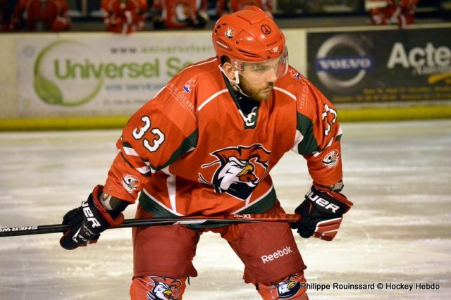 Photo hockey match Courbevoie  - La Roche-sur-Yon le 10/01/2016