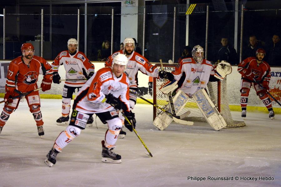 Courbevoie  4 - 5 La Roche-sur-Yon