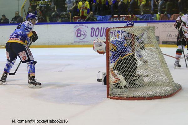 Finale Conti Cup J3 Match5 la surprise italienne — Reportage