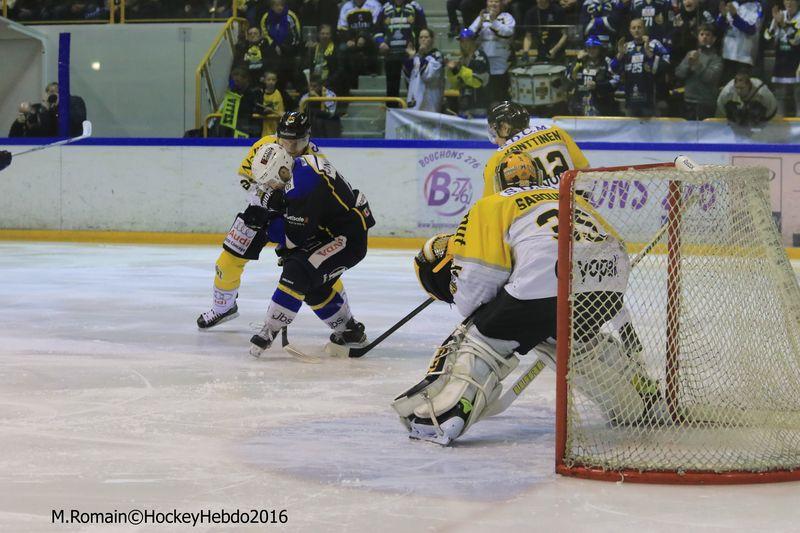 Finale Conti Cup : Du sérieux, de l’envie, le titre et l’euphorie. — Reportage
