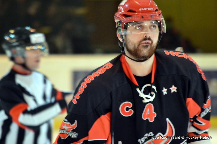 Neuilly/Marne 1 - 2 La Roche-sur-Yon