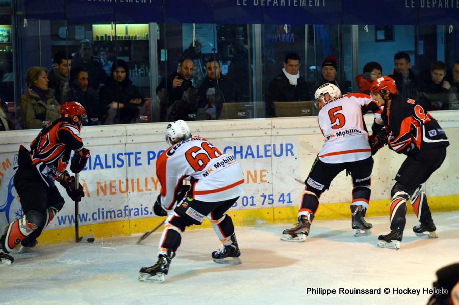 Neuilly/Marne 1 - 2 La Roche-sur-Yon