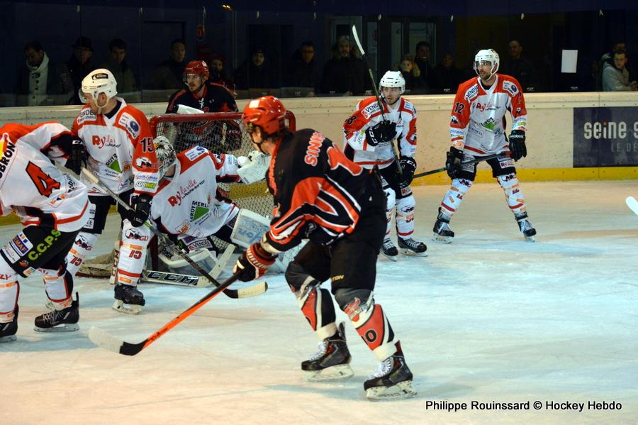 Neuilly/Marne 1 - 2 La Roche-sur-Yon