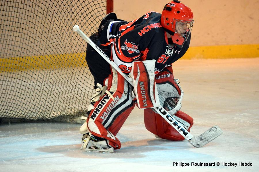 Neuilly/Marne 1 - 2 La Roche-sur-Yon