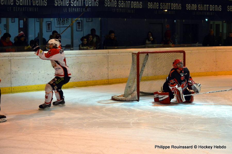 Neuilly/Marne 1 - 2 La Roche-sur-Yon