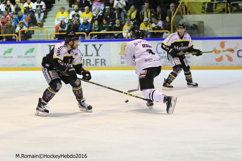 Rouen 4 - 1 Brest 