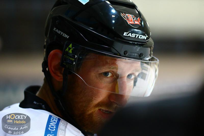 Chamonix  4 - 3 Briançon 