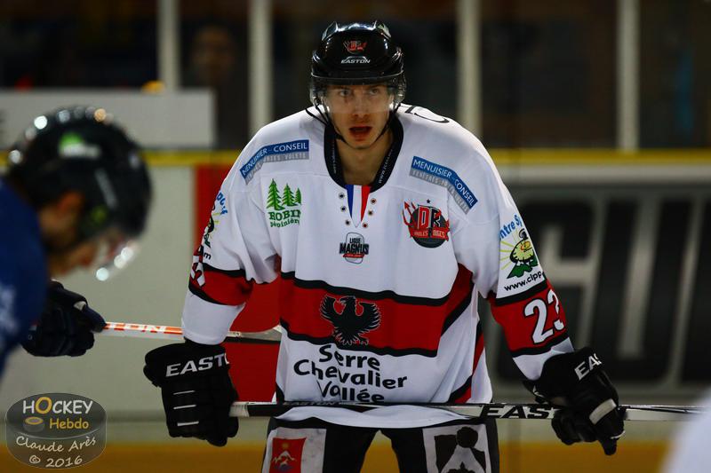 Chamonix  4 - 3 Briançon 