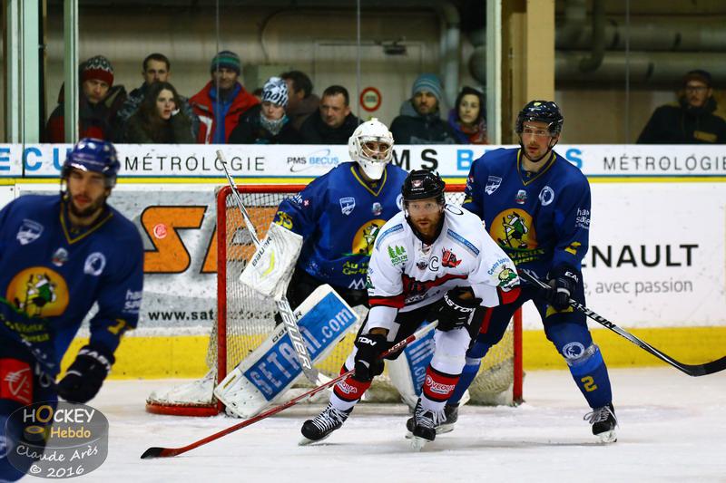 Chamonix  4 - 3 Briançon 