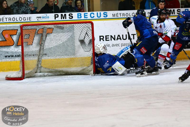 Chamonix  4 - 3 Briançon 