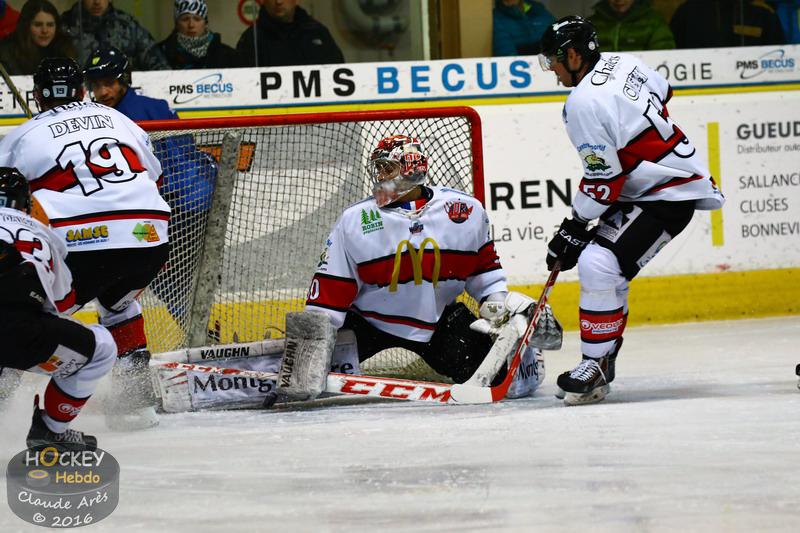 Chamonix  4 - 3 Briançon 