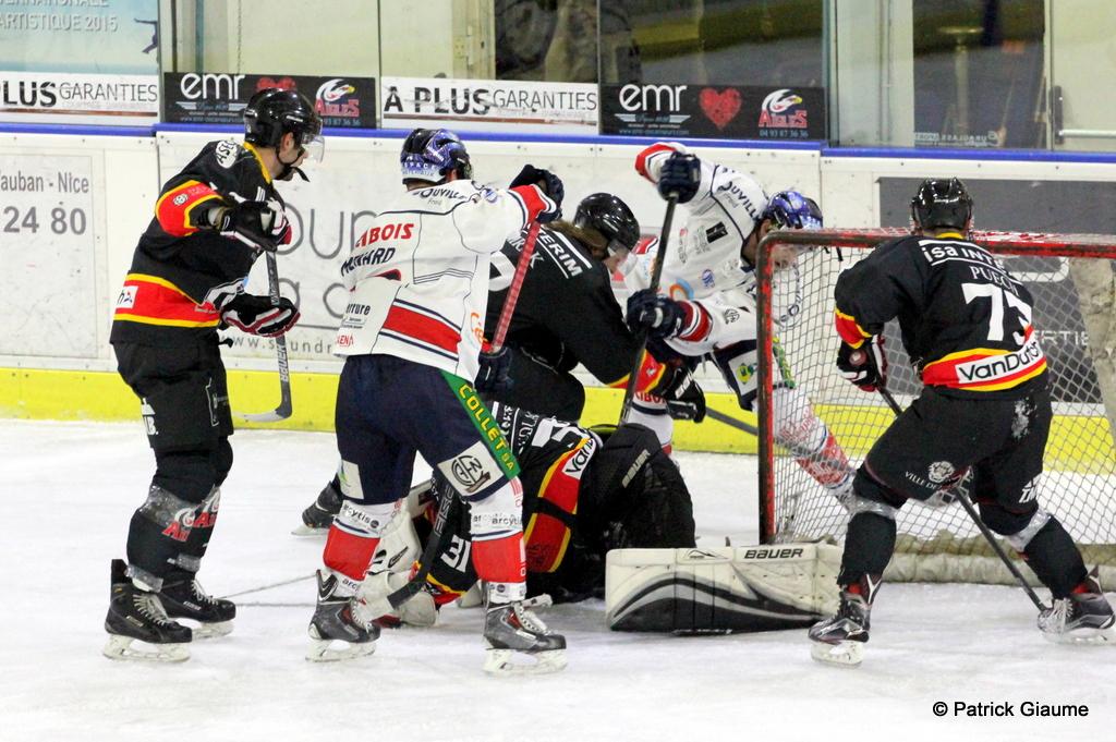 Nice 9 - 0 Caen 