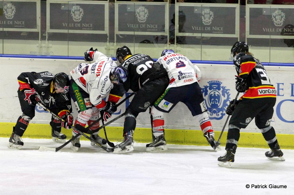 Nice 9 - 0 Caen 