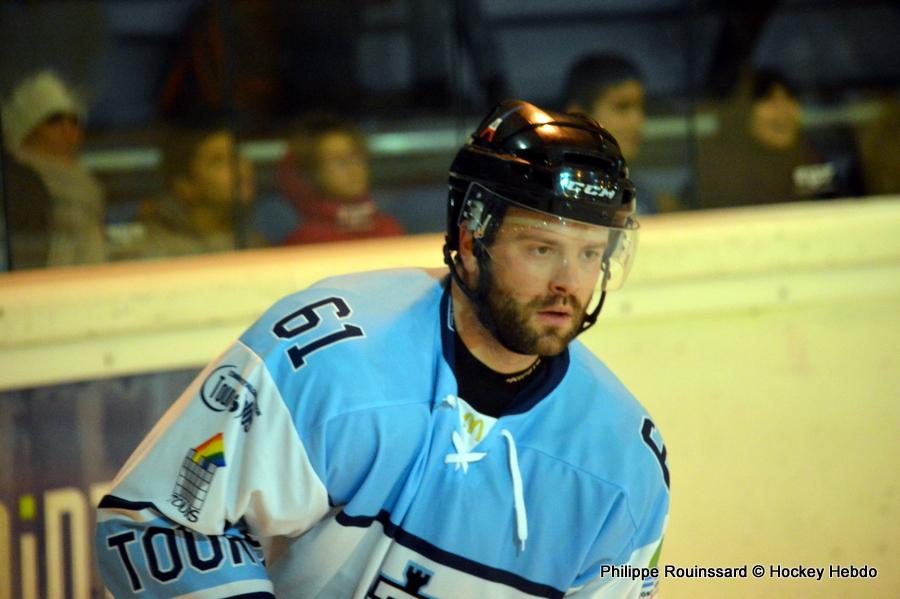 Neuilly/Marne 6 - 2 Tours 