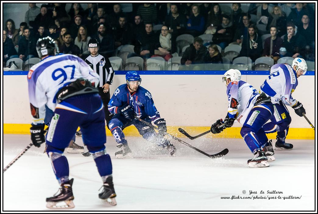 Paris (FV) 5 - 3 Avignon