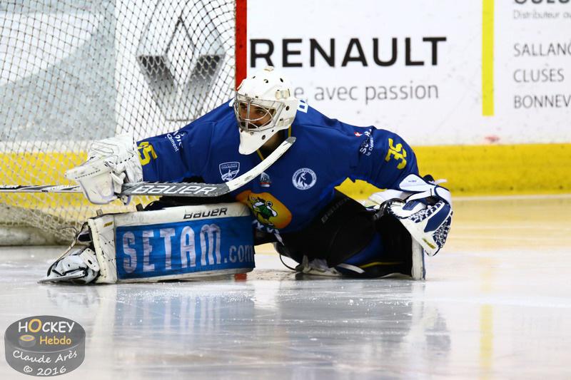 Chamonix  4 - 1 Strasbourg 