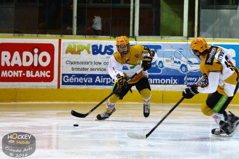 Chamonix  4 - 1 Strasbourg 