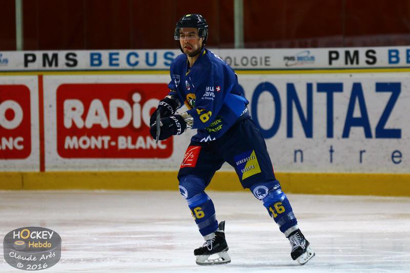 Chamonix  4 - 1 Strasbourg 