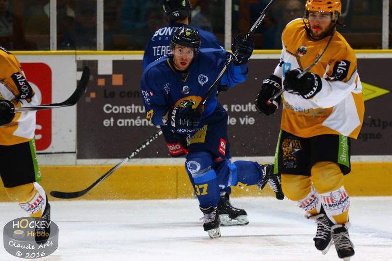 Chamonix  4 - 1 Strasbourg 