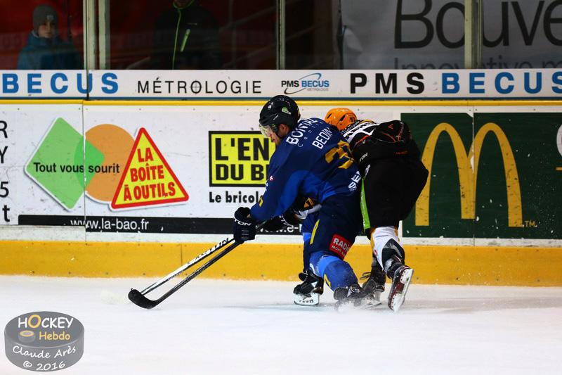 Chamonix  4 - 1 Strasbourg 