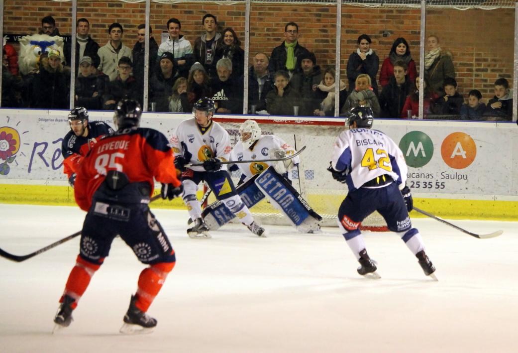 Angers  6 - 2 Chamonix 