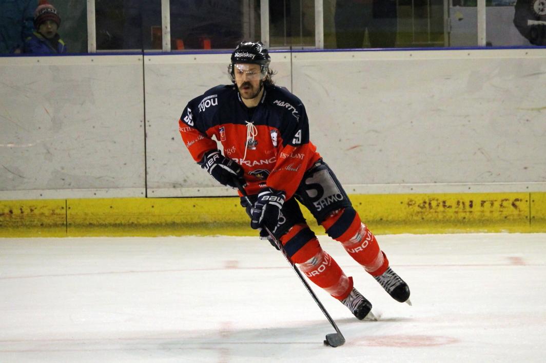 Angers  6 - 2 Chamonix 