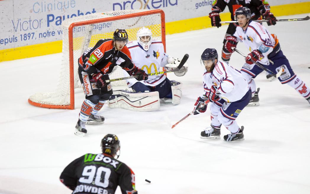 Amiens  6 - 2 Grenoble 