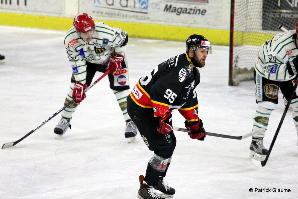 Nice 8 - 4 Mont-Blanc