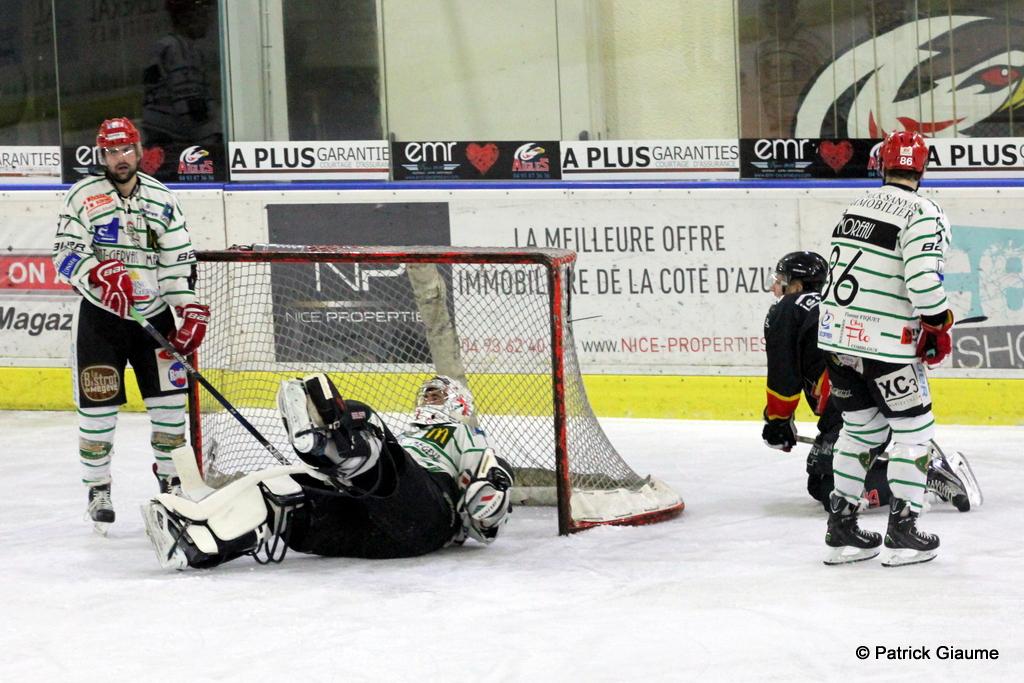 Nice 8 - 4 Mont-Blanc