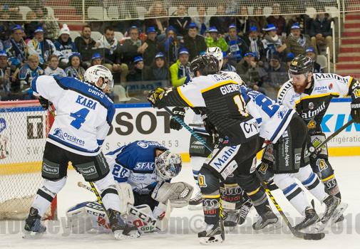 Gap  4 - 2 Rouen