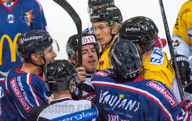 Grenoble  2 - 4 Rouen