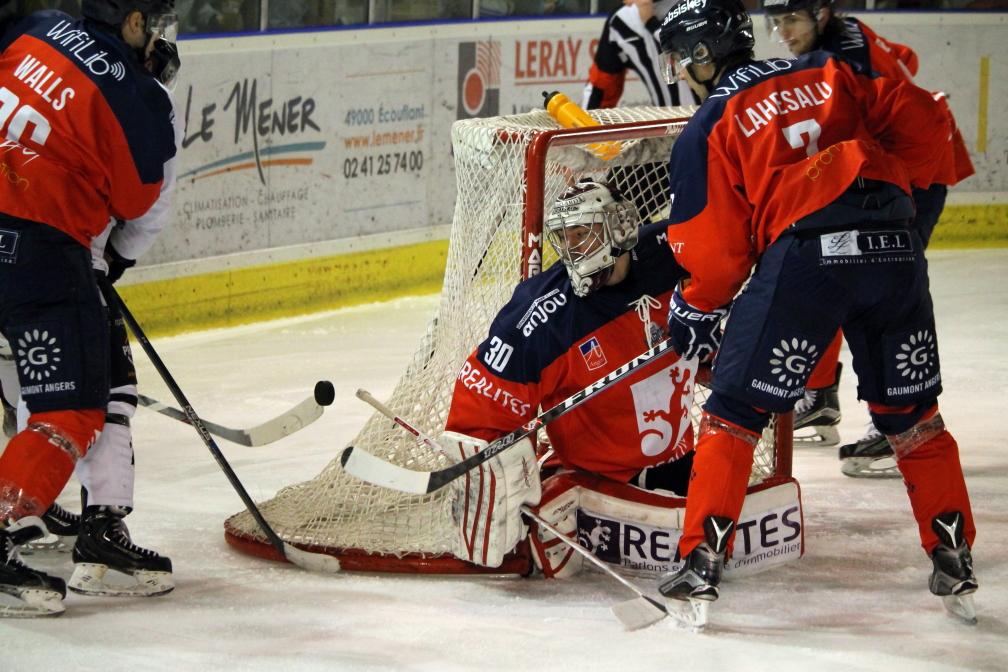 Angers  5 - 2 Brest 