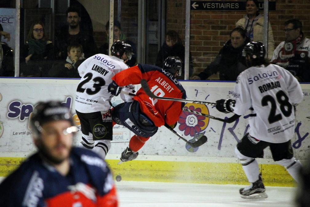 Angers  5 - 2 Brest 