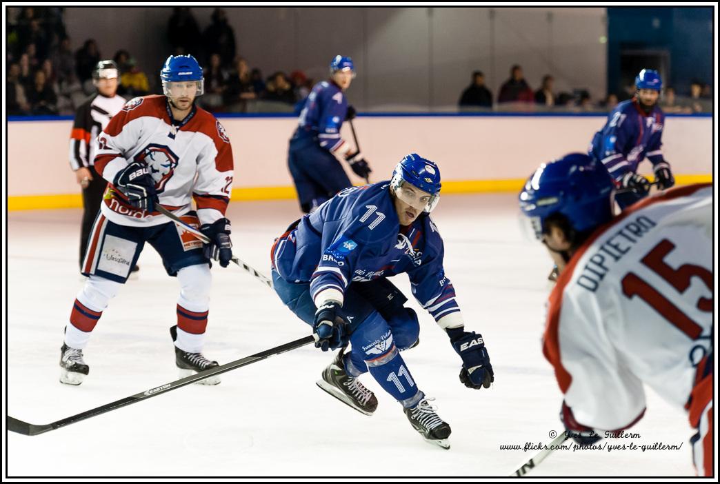 Paris (FV) 8 - 4 Wasquehal Lille