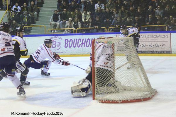 Rouen 0 - 1 Grenoble 