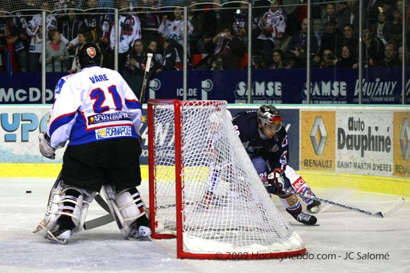 Grenoble  3 - 2 Epinal 