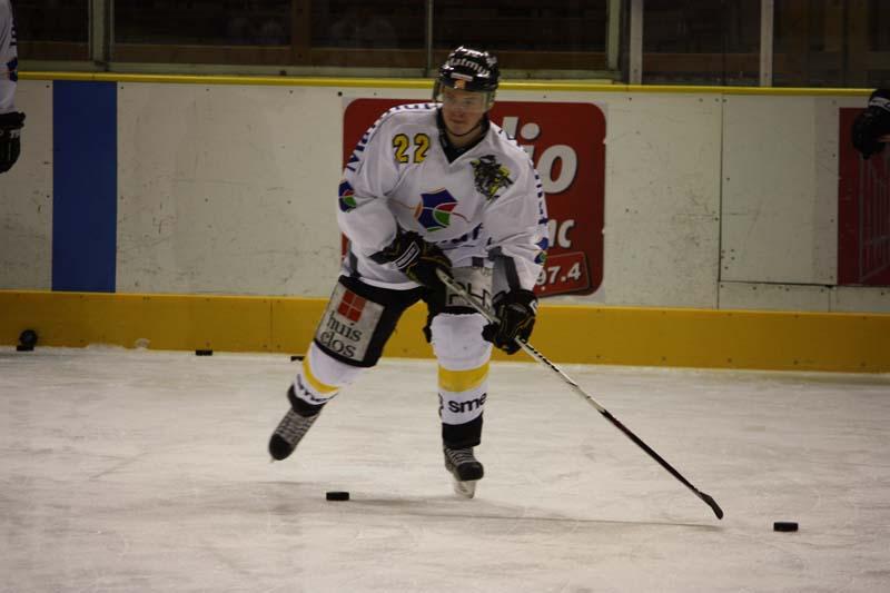 Chamonix  3 - 4 Rouen