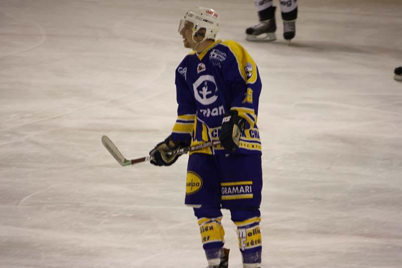 Chamonix  3 - 4 Rouen