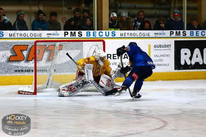 Chamonix  1 - 2 Dijon 