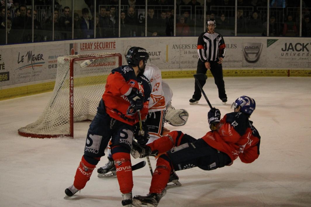 Angers  1 - 3 Epinal 