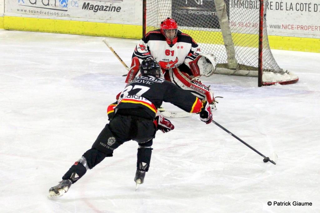Nice 3 - 2 Neuilly/Marne
