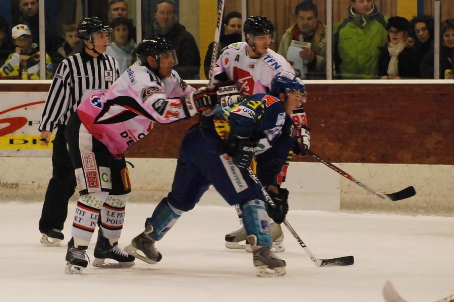 Dijon  4 - 11 Amiens 
