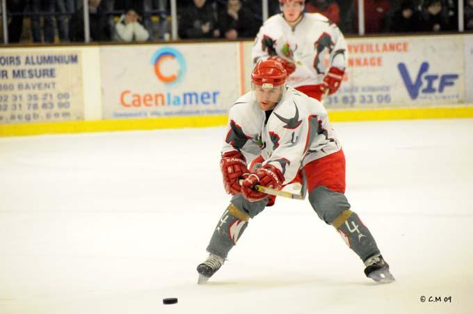 Caen  4 - 2 Cergy-Pontoise