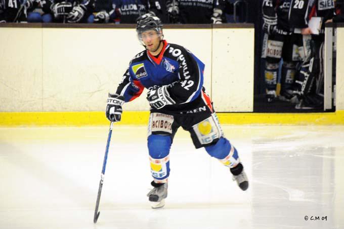 Caen  4 - 2 Cergy-Pontoise