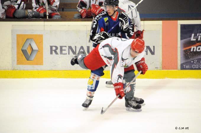 Caen  4 - 2 Cergy-Pontoise