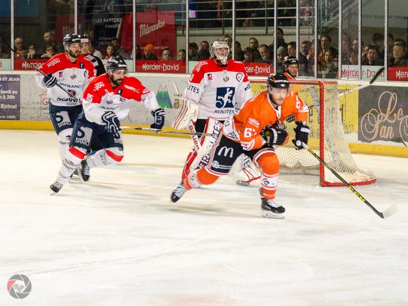 Epinal  4 - 5 Angers 