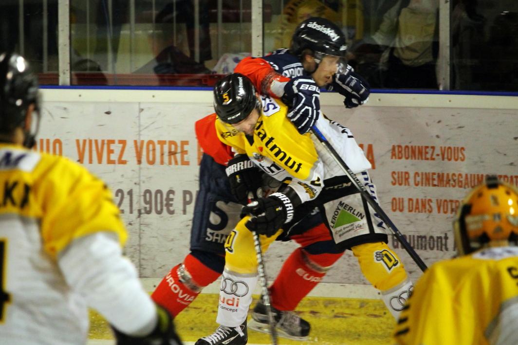 Angers  2 - 3 Rouen