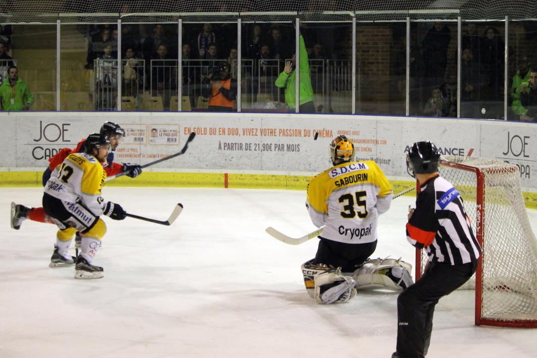 Angers  2 - 3 Rouen