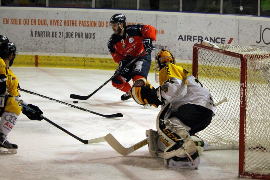 Angers  2 - 4 Rouen